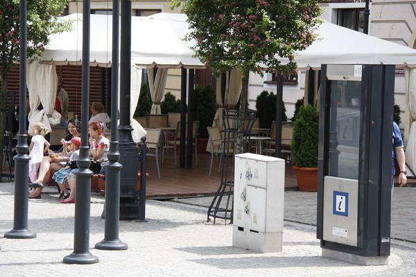 Grudziądzki infokiosk … Więcej Infokiosk usytuowany jest w centrum miasta, na Rynku, w odległości dziesięciu metrów od lokalu Informacji Turystycznej/ fot.: E. Tomczyk-Miczka