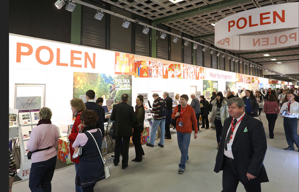 Polska na ITB 2013 … Więcej W wystroju polskiego stoiska na targach ITB 2013 dominował kolor biały - całość prezentowała się estetycznie i tworzyła przyjazny nastrój