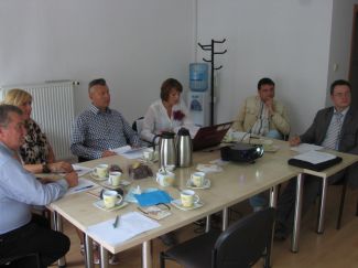 Jury podczas oceny produktów … Więcej Jury podczas oceny produktów - w siedzibie Pomorskiej Regionalnej Organizacji Turystycznej / fot.: Kazimierz Netka