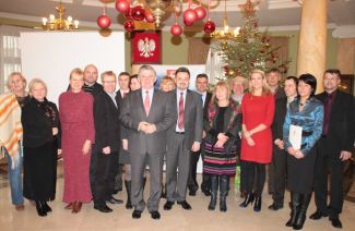 Laureaci konkursu … Więcej W Gali konkursu, która odbyła się 21 grudnia 2011, uczestniczyli laureaci, a także przedstawiciele biur podróży, ośrodków informacji i centrów promocji, lokalnych grup działania i organizacji turystycznych / fot.: M. Januszek