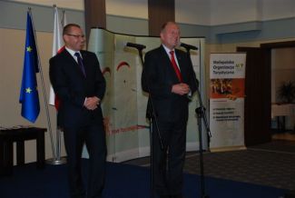Powitanie uczestników ŚDT … Więcej Od prawej Leszek Zegzda, prezes Małopolskiej Organizacji Turystycznej i Rafał Szmytke, prezes Polskiej Organizacji Turystycznej / fot.: MOT