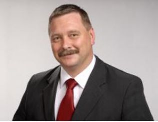 Starosta Pilski Mirosław Mantaj … Więcej Starosta Pilski Mirosław Mantaj: - Udało się nam zachować kolejkę białośliwską, uchronić przed zniszczeniem / fot.: Przemysław Rola