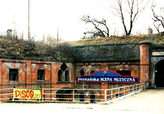 Jeden z ocalałych fortów Jeden z ocalałych fortów
